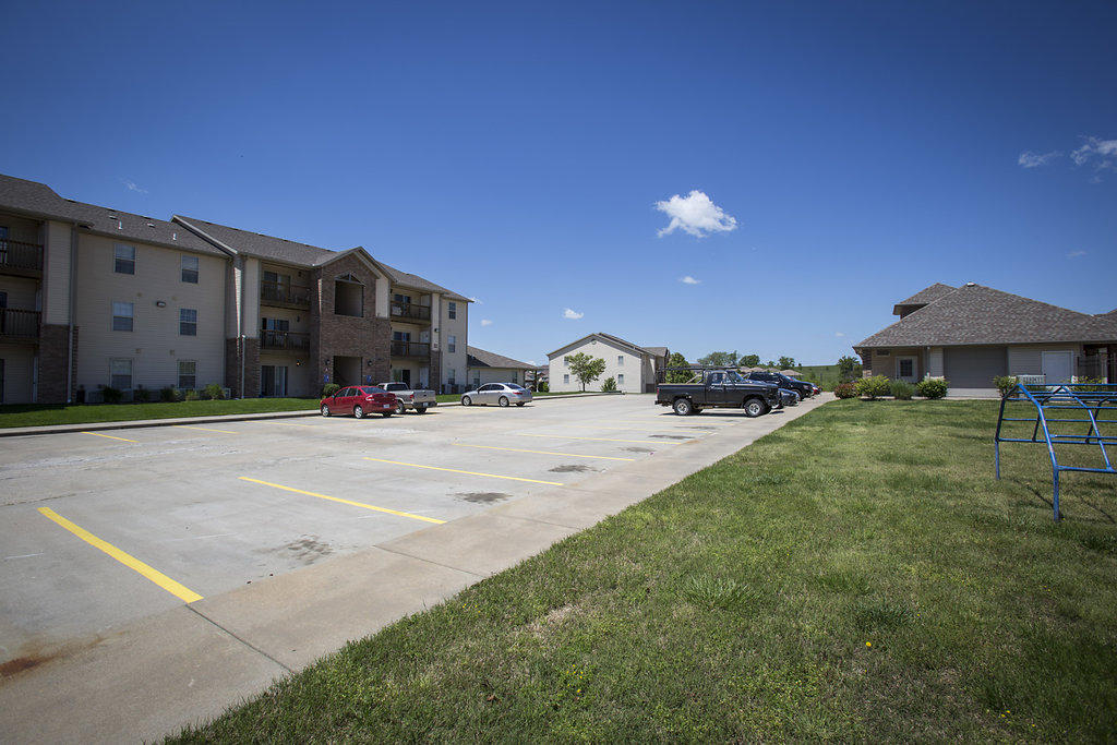 2145 West Bingham Street, Ozark, MO 65721