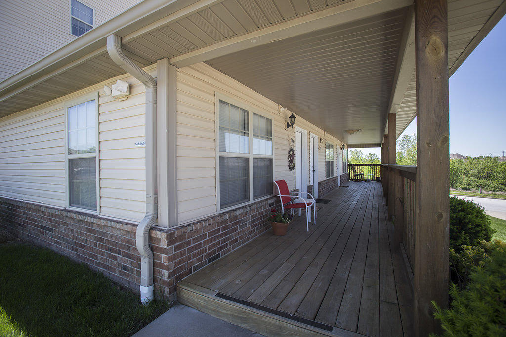 2145 West Bingham Street, Ozark, MO 65721