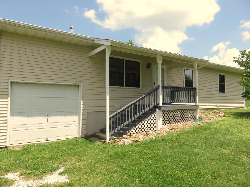 771 Kentucky Road, Ozark, MO 65721