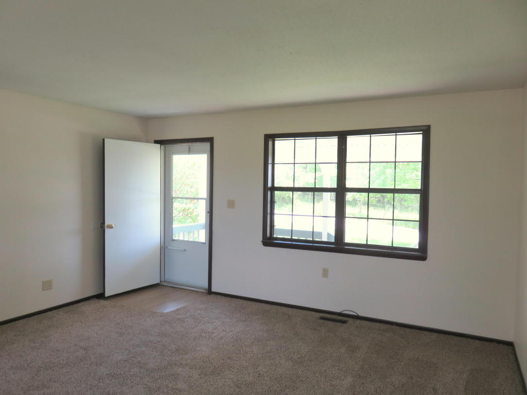 771 Kentucky Road, Ozark, MO 65721