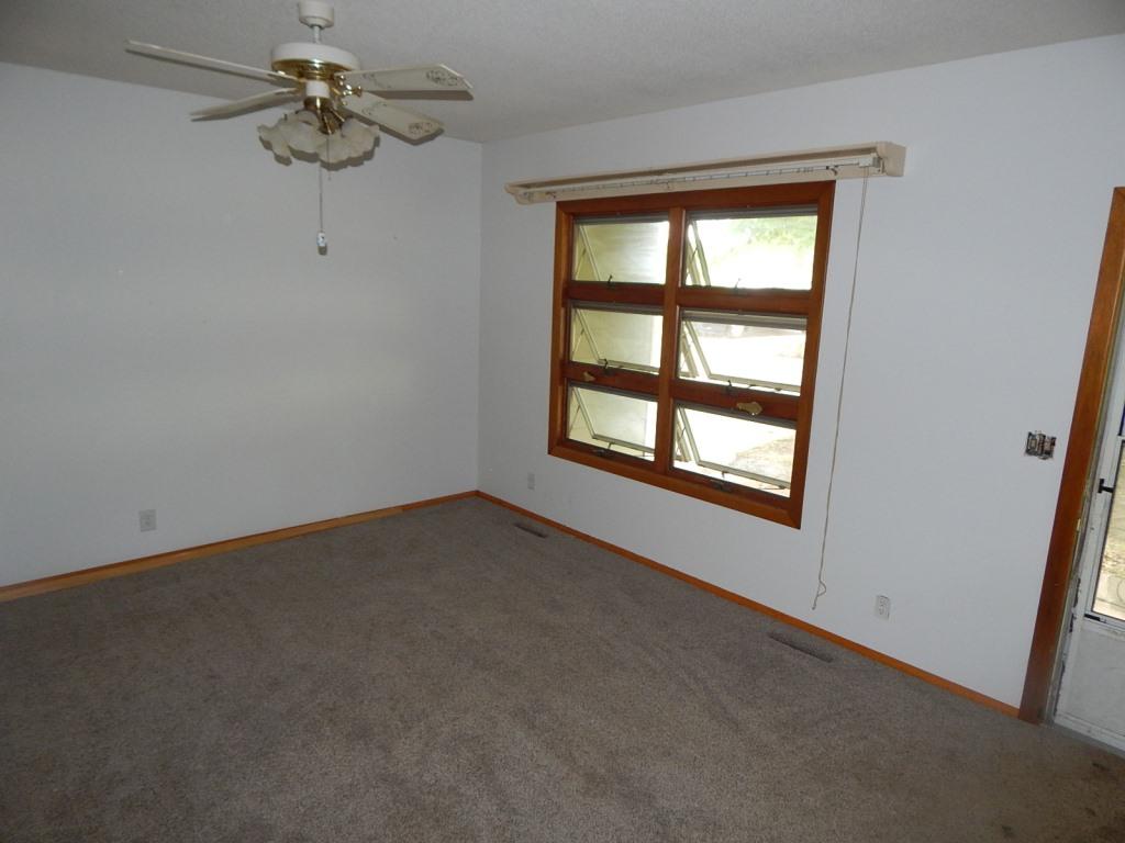 1203 East Mccracken Road, Ozark, MO 65721