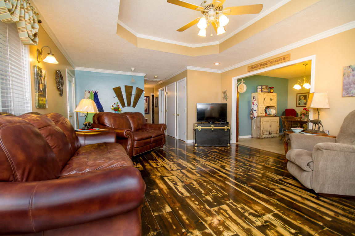 918 North 7th Avenue, Ozark, MO 65721