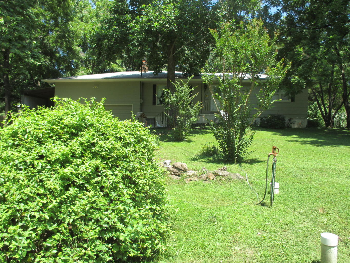 HC 79 Box 2120, Pittsburg, MO 65724