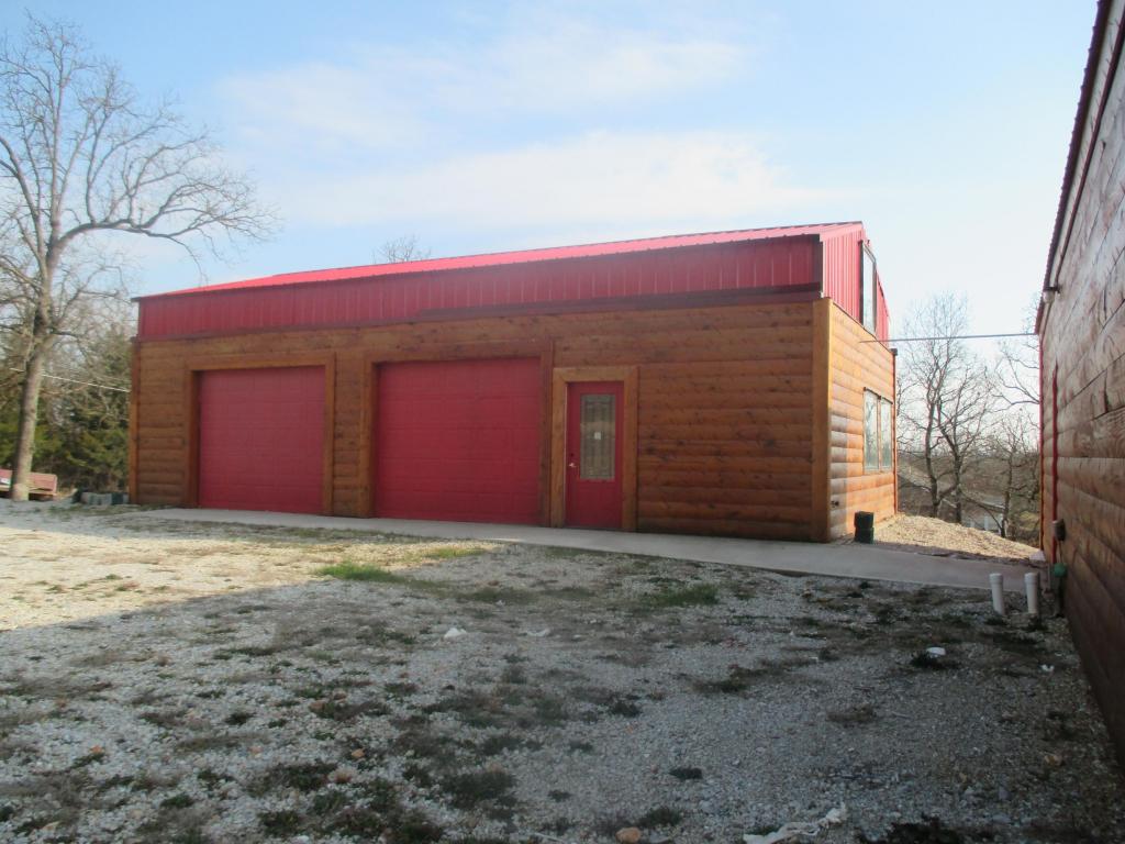 2346 HC 79, Pittsburg, MO 65724