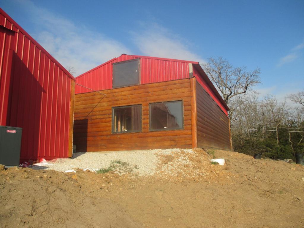 2346 HC 79, Pittsburg, MO 65724