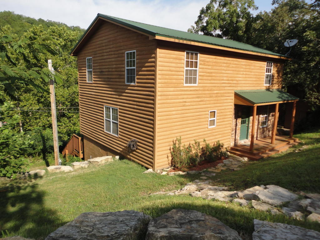 721 Shore Road, Powersite, MO 65731