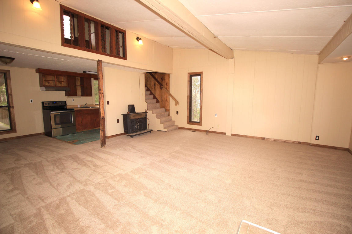 297 3rd Street, Branson West, MO 65737