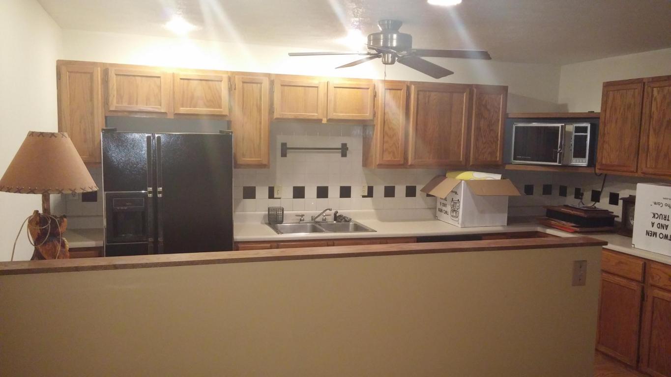 22140 East Main Street, Reeds Spring, MO 65737