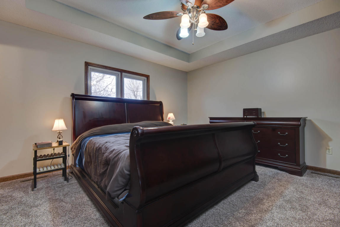190 South Peach Tree Lane, Republic, MO 65738