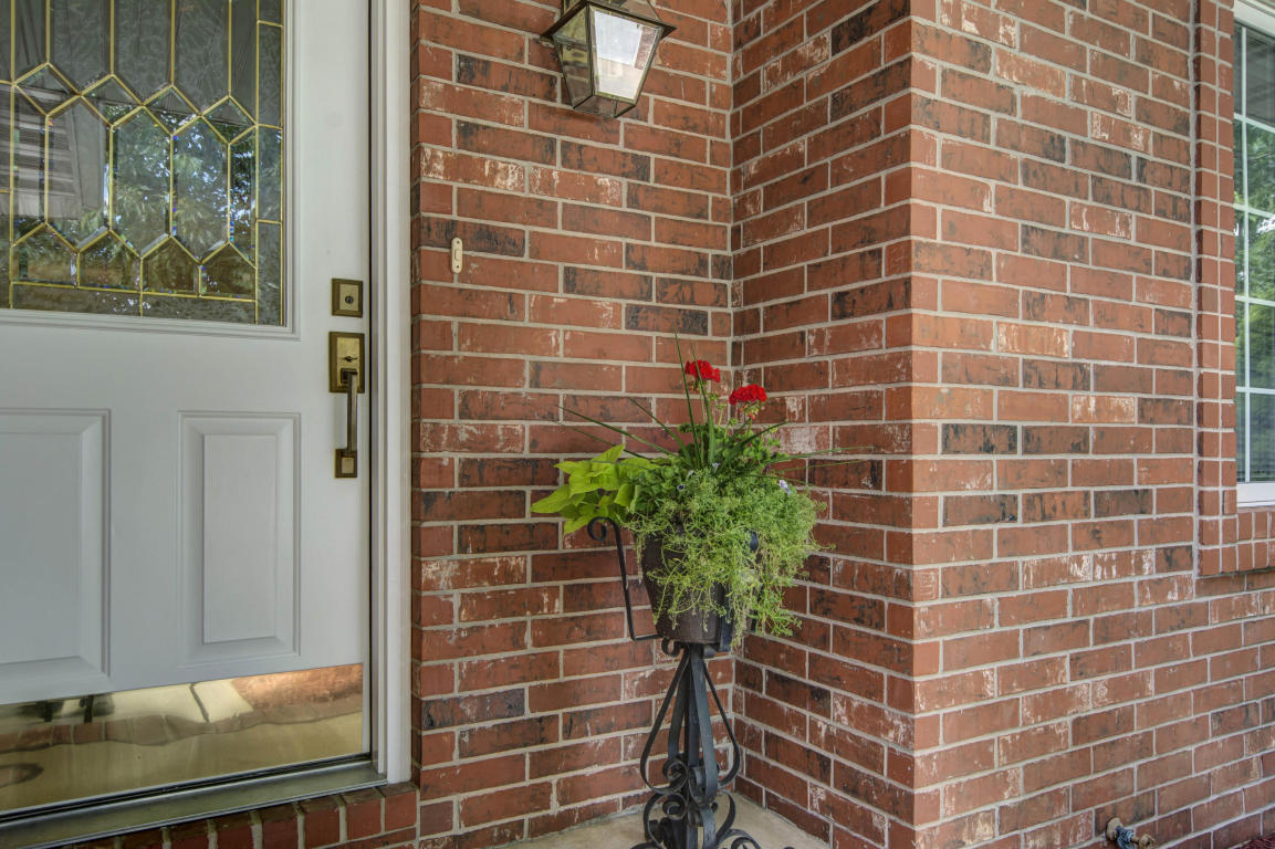 627 S Fountain Avenue, Republic, United States 65738