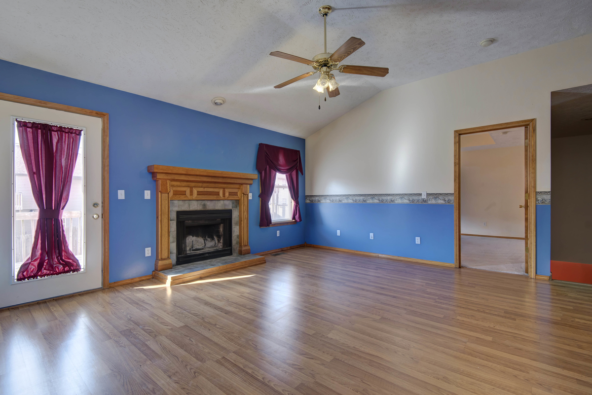 443 S Sherwood Ave, Republic, United States 65738