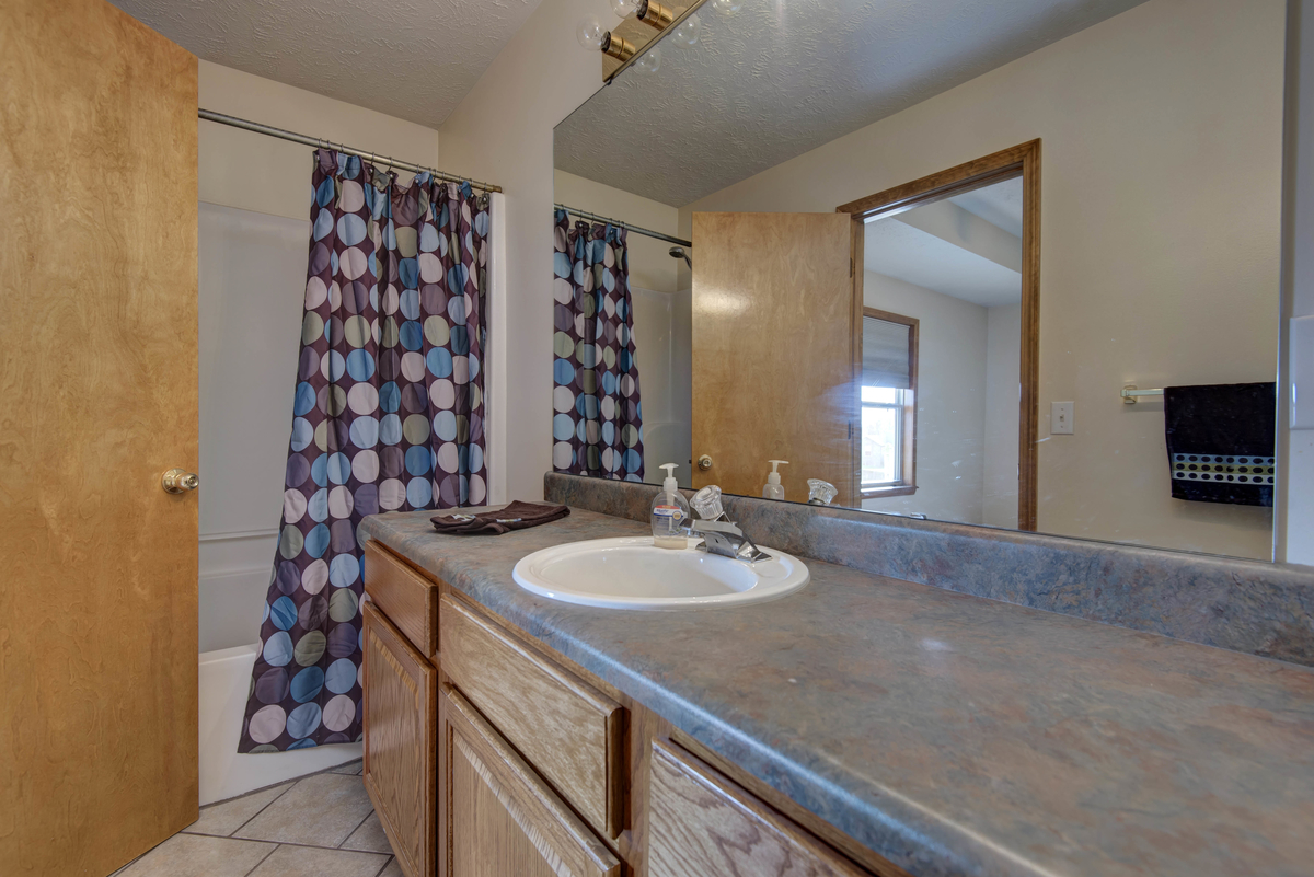 443 S Sherwood Ave, Republic, United States 65738