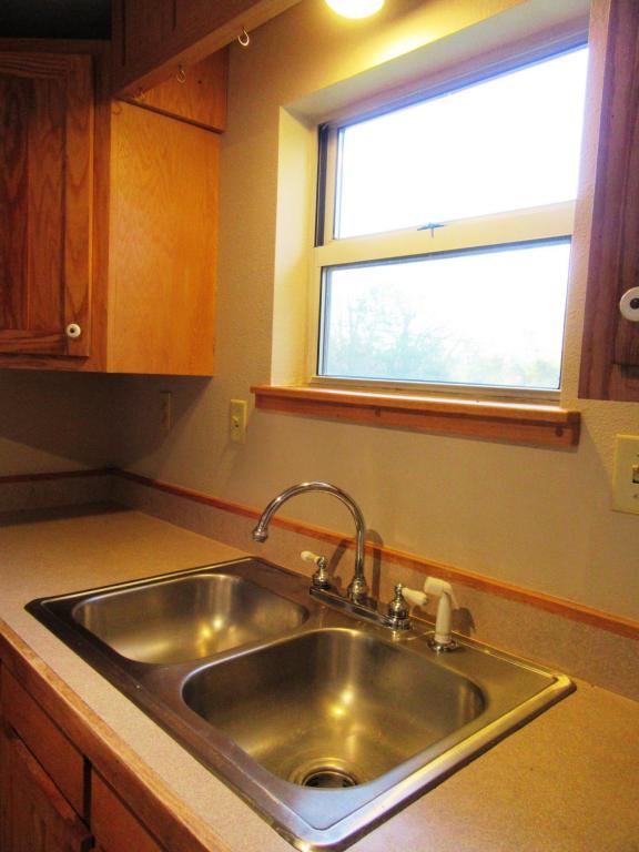 141 Peace Lane, Ridgedale, MO 65739
