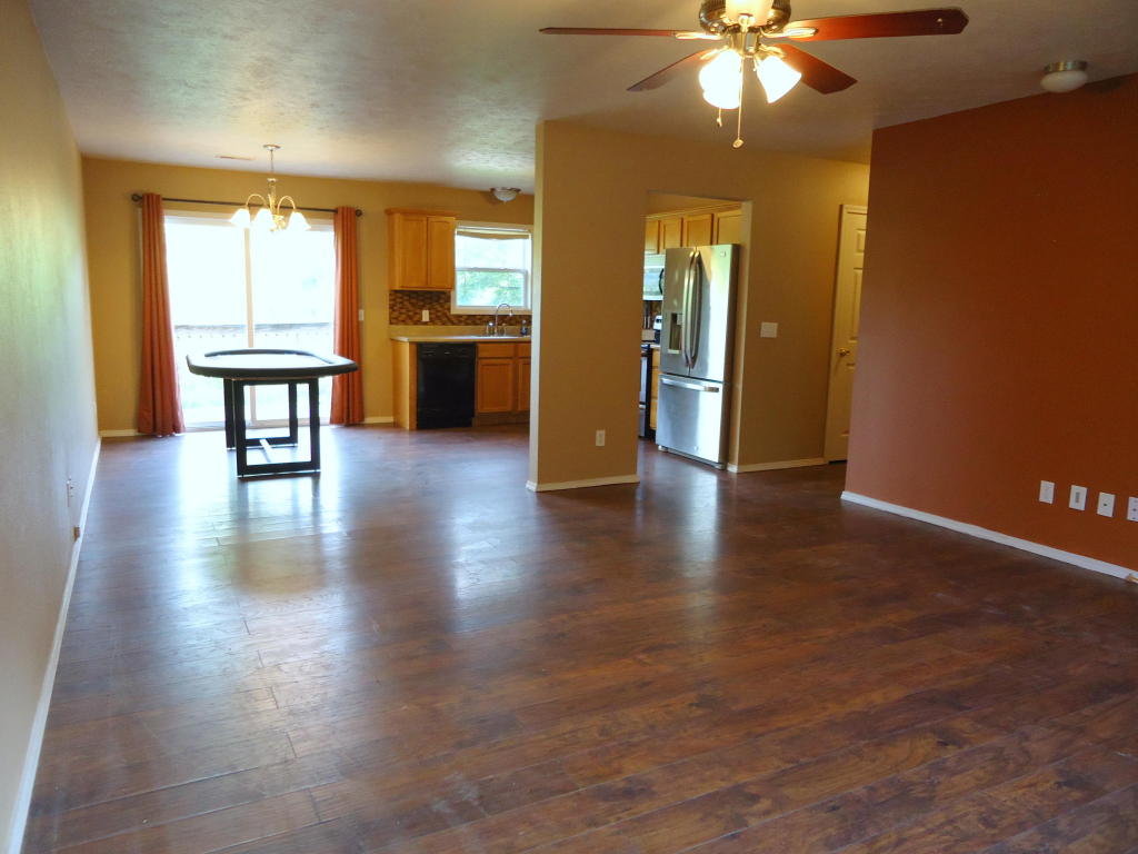 1002 Deer Trail Lane, Merriam Woods, MO 65740
