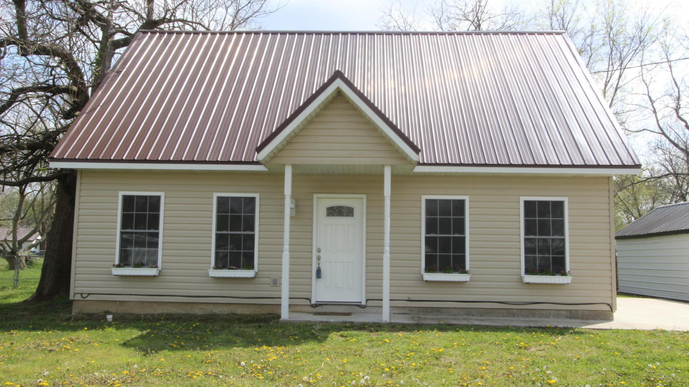 510 West Thoroughfare Street, Seymour, MO 65746