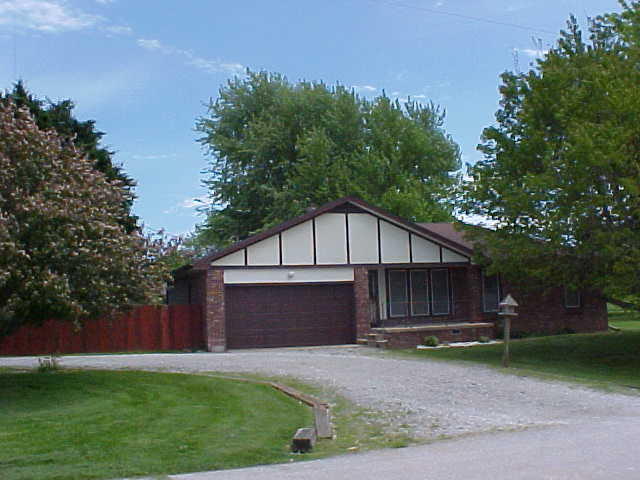 830 South Water Street, Seymour, MO 65746