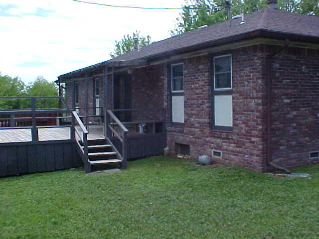 830 South Water Street, Seymour, MO 65746
