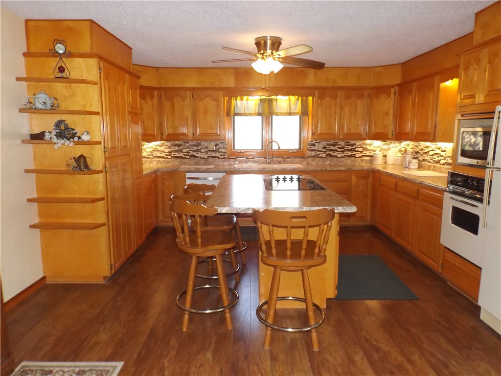 22245 Farm Road 1247, Shell Knob, MO 65747