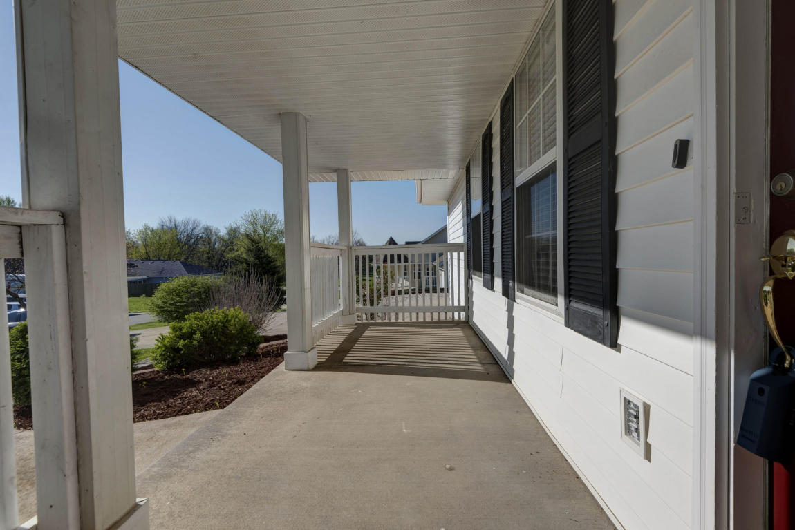 407 Brooke Avenue, Sparta, MO 65753