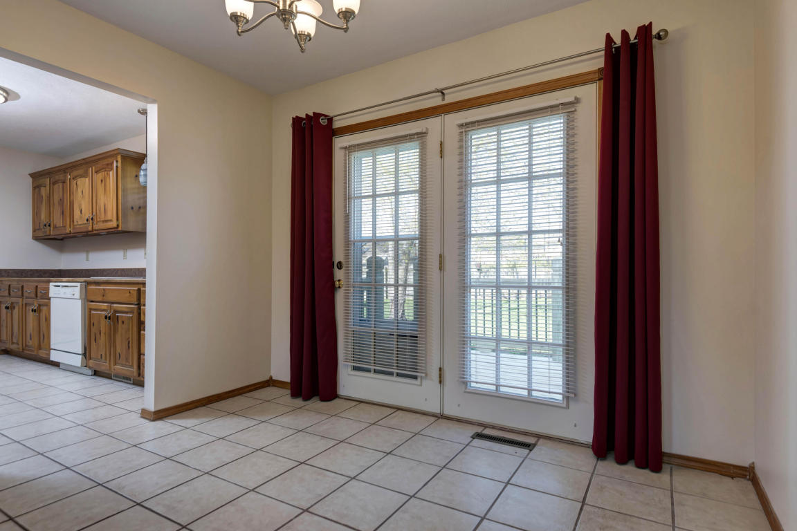 407 Brooke Avenue, Sparta, MO 65753
