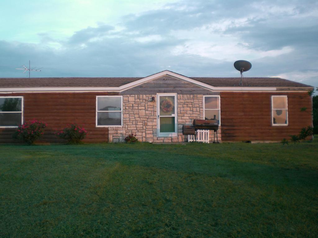 492 Jasper Road, Spokane, MO 65754