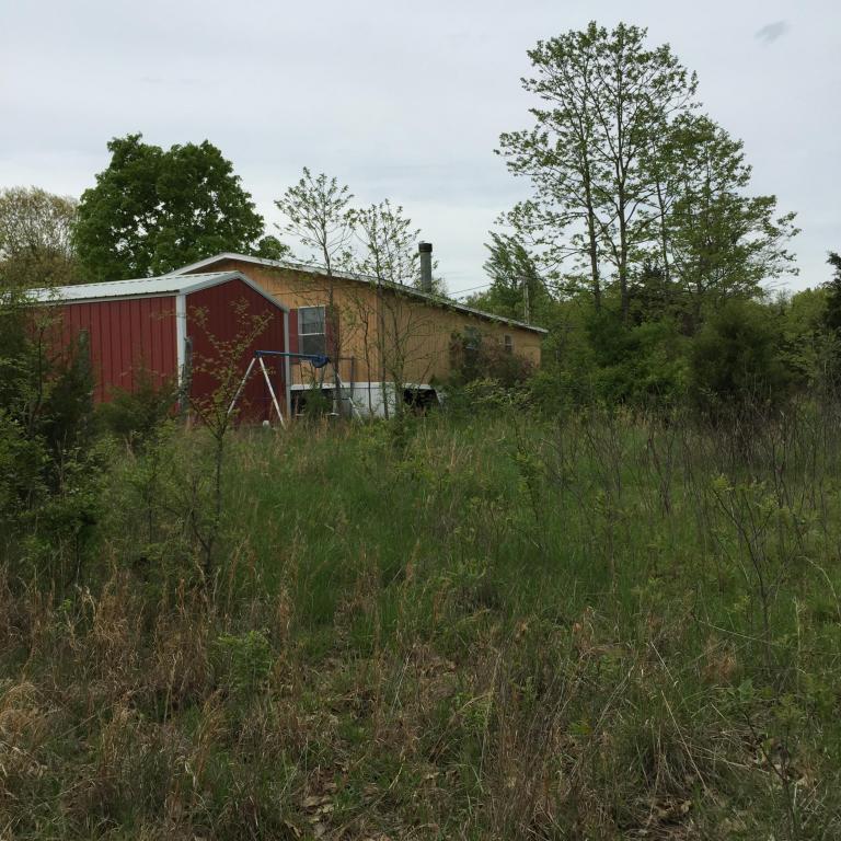 450 Jj Highway, Squires, MO 65755