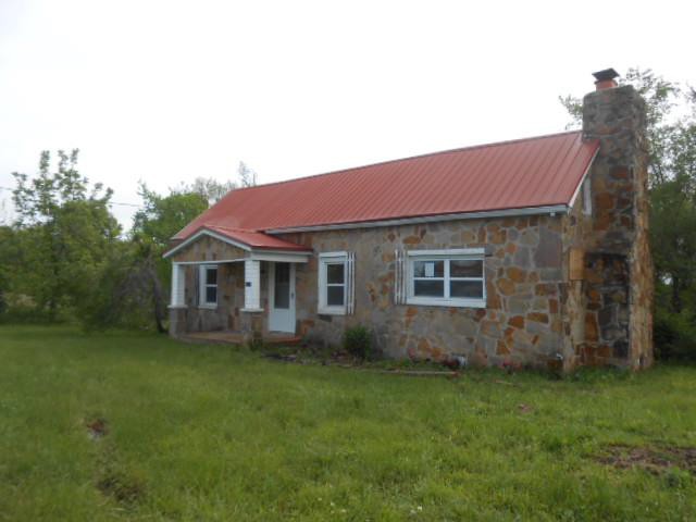 5582 Highway 123Walnut Grove, MO, 65770Polk County