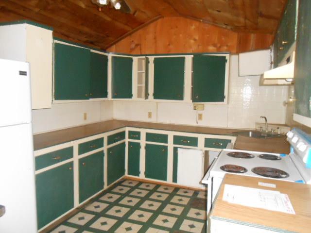 5582 Highway 123Walnut Grove, MO, 65770Polk County
