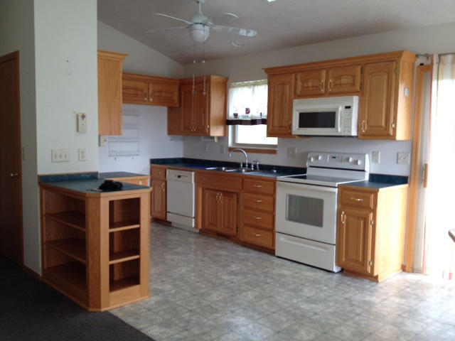 14438 West Farm Road 34, Walnut Grove, MO 65770