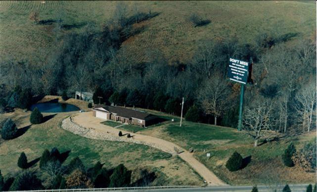 1224 Us-65, Walnut Shade, MO 65771