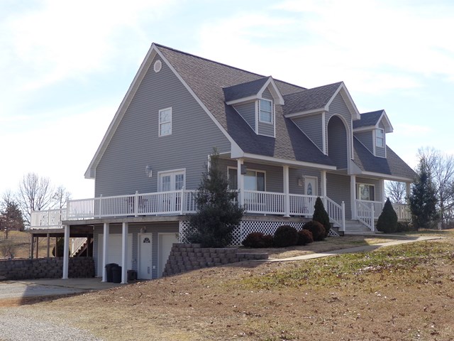 7561 Private Road 2451, West Plains, United States 65775