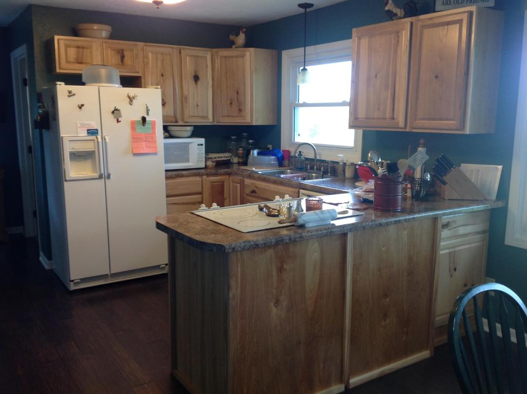 8279 County Road 8820, West Plains, MO 65775