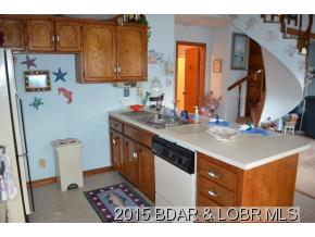 435 Deer Trail Drive, Roach, MO 65787
