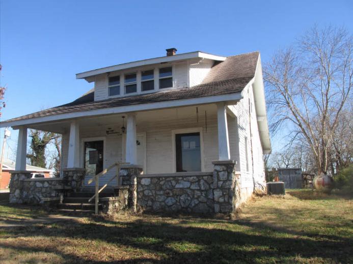 403 S 6th StThayer, MO, 65791Oregon County