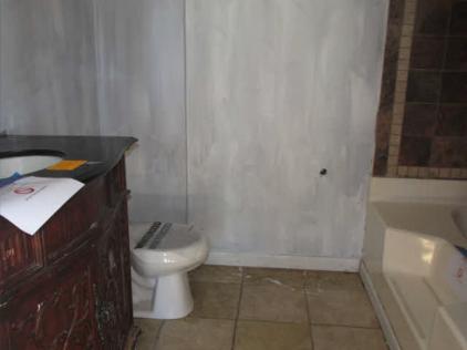 403 S 6th StThayer, MO, 65791Oregon County