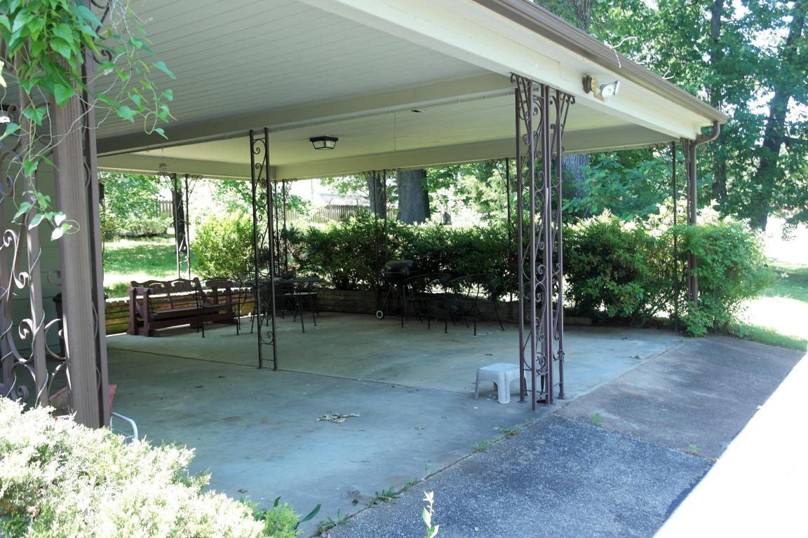 722 South 7th Street, Thayer, MO 65791