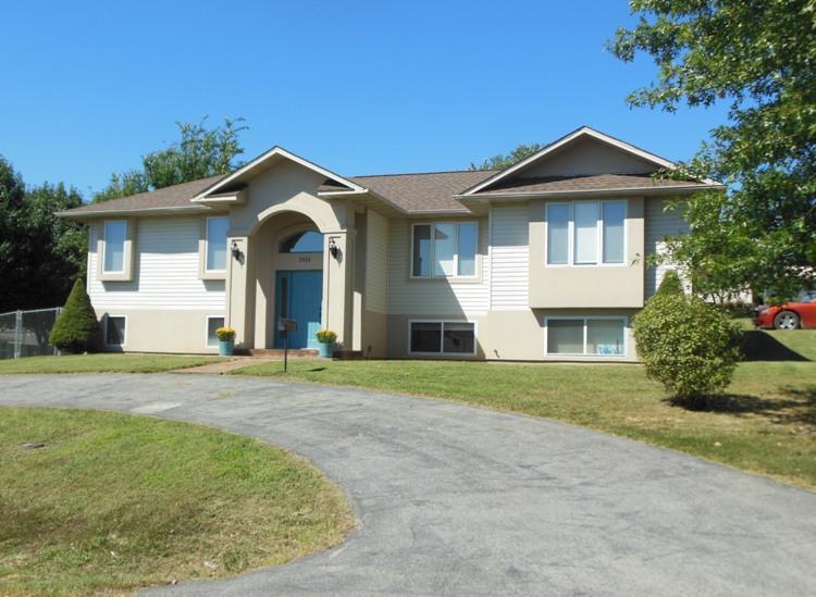 1015 Summit Street, Willow Springs, MO 65793