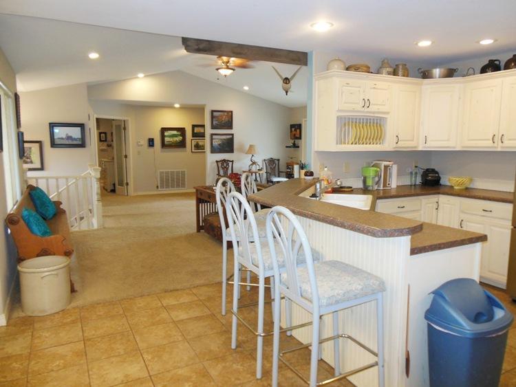 1015 Summit Street, Willow Springs, MO 65793