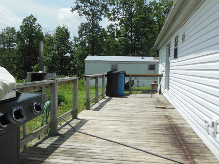 1368 County Road 1990, Willow Springs, MO 65793
