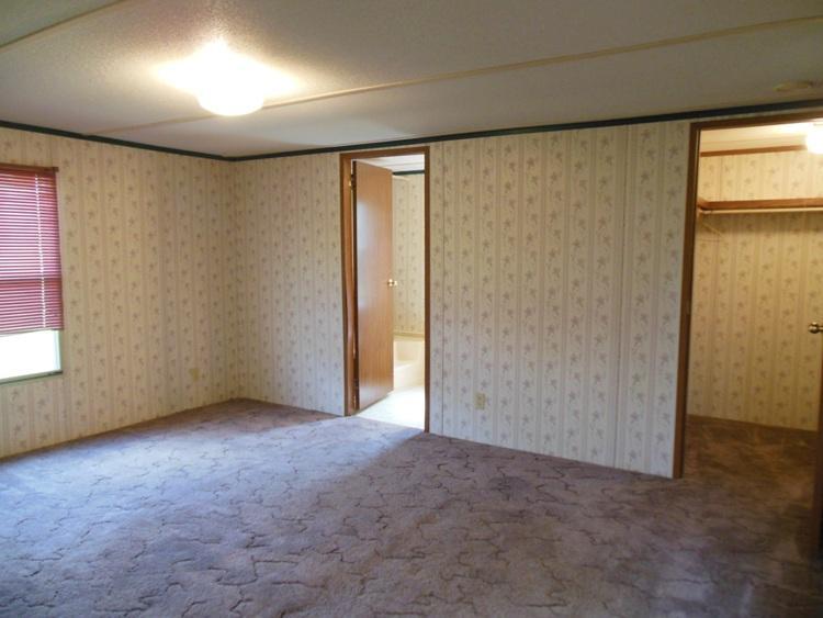1368 County Road 1990, Willow Springs, MO 65793