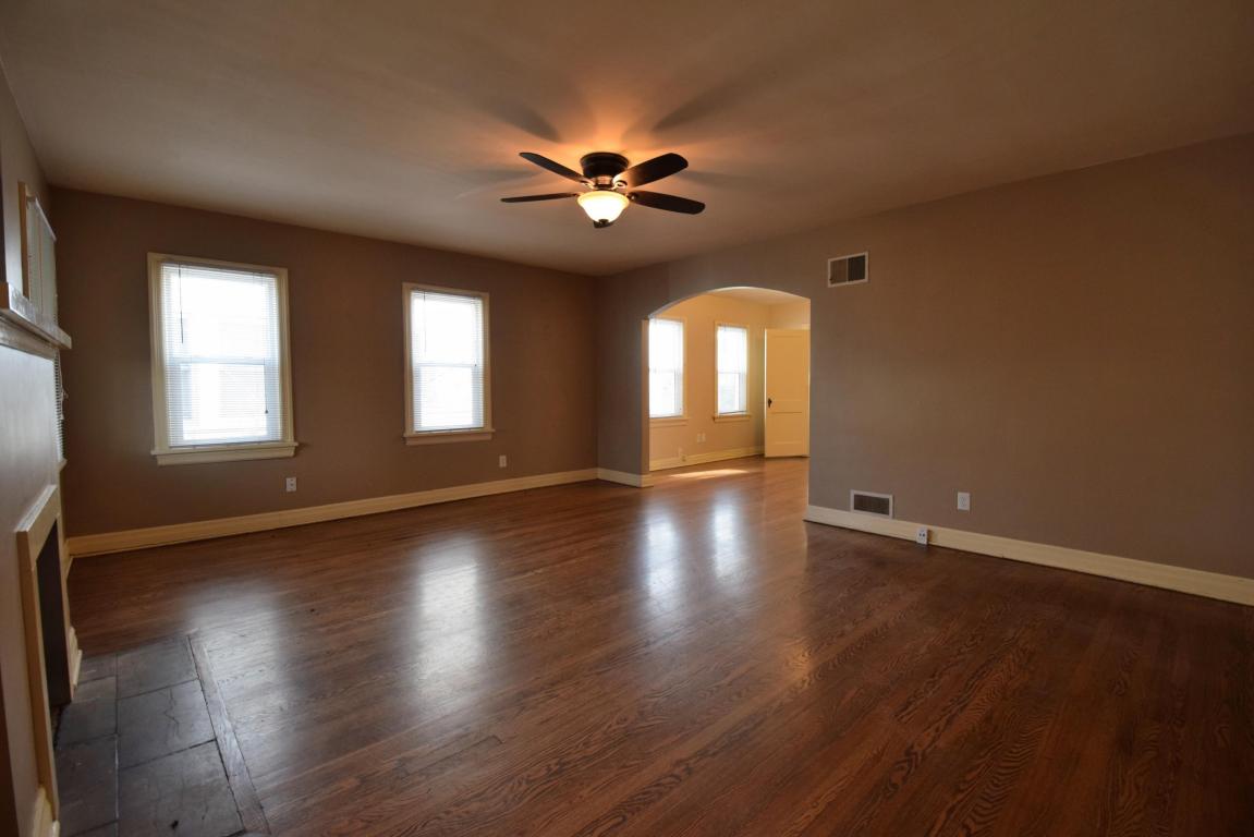 716 South Kentwood Avenue, Springfield, MO 65802