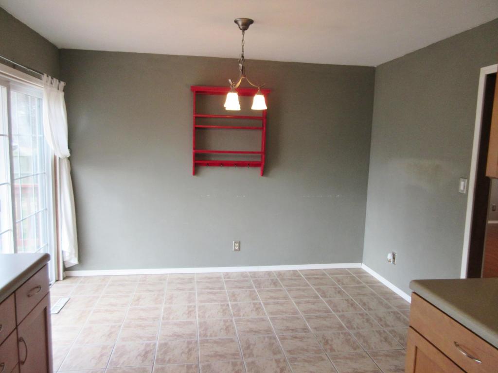 916 S Prince Lane, Springfield, MO 65802