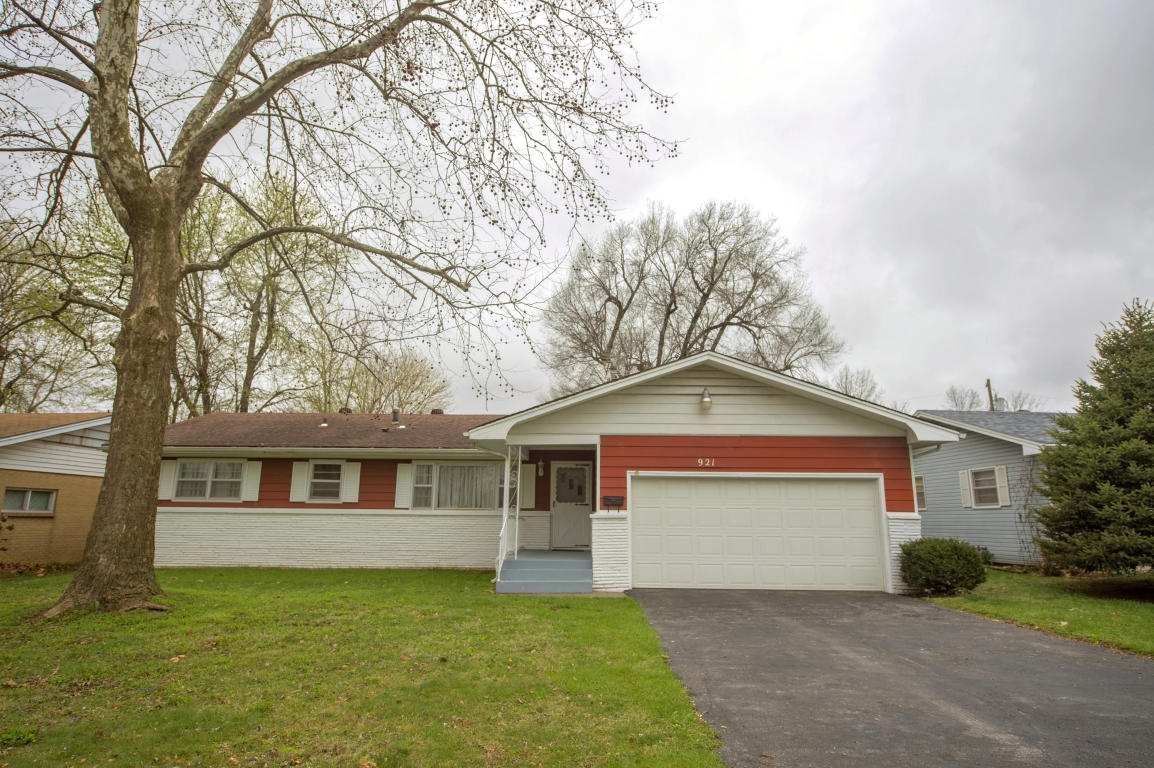 921 North Fairfax Avenue, Springfield, MO 65802