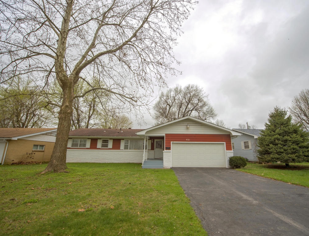 921 North Fairfax Avenue, Springfield, MO 65802