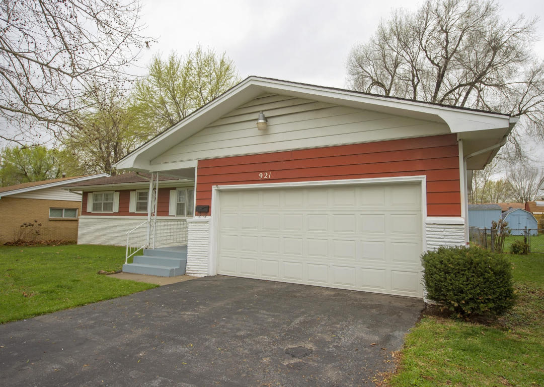 921 North Fairfax Avenue, Springfield, MO 65802