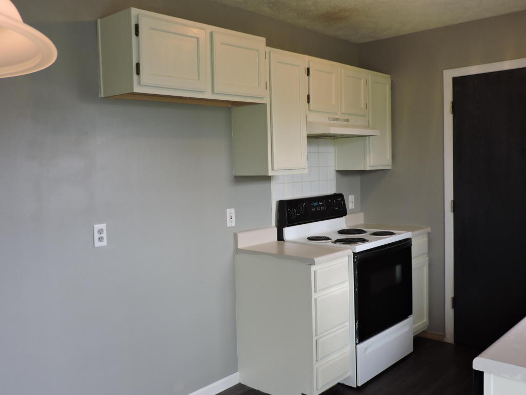 1144 North Colgate Avenue, Springfield, MO 65802