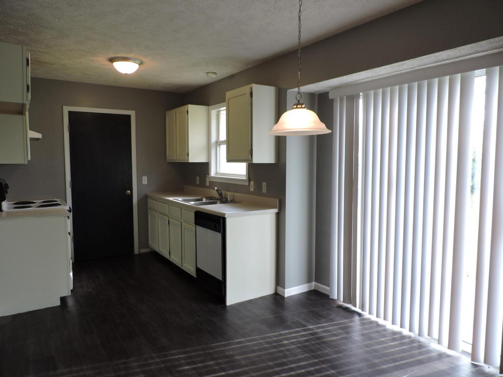 1144 North Colgate Avenue, Springfield, MO 65802