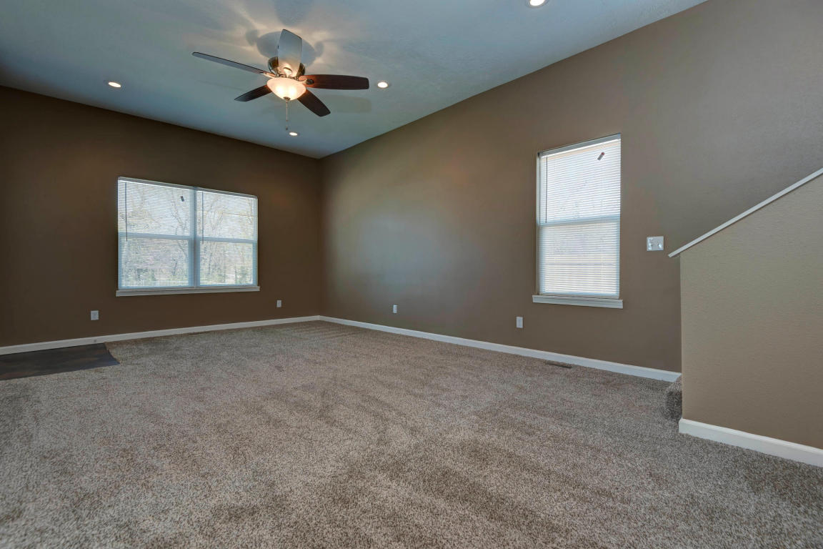926 North Missouri Avenue, Springfield, MO 65802