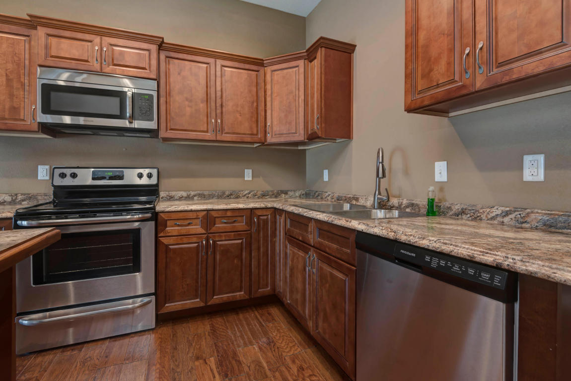 926 North Missouri Avenue, Springfield, MO 65802