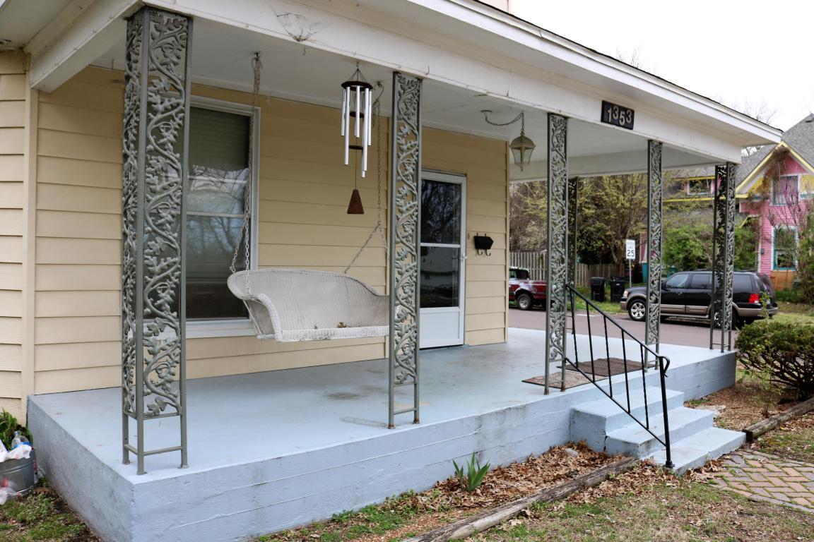 1353 North Broadway Avenue, Springfield, MO 65802